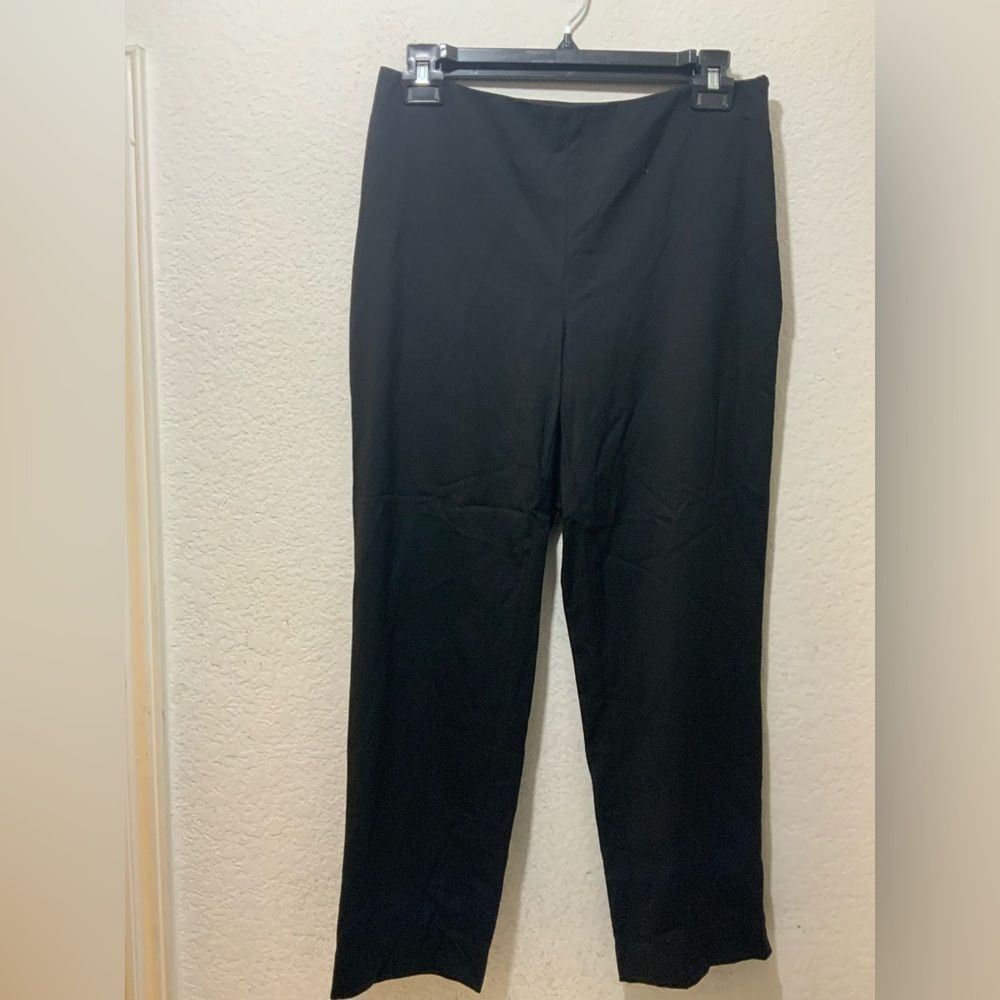 St. John Caviar black ankle pants, side zipper cropped pants, black pants